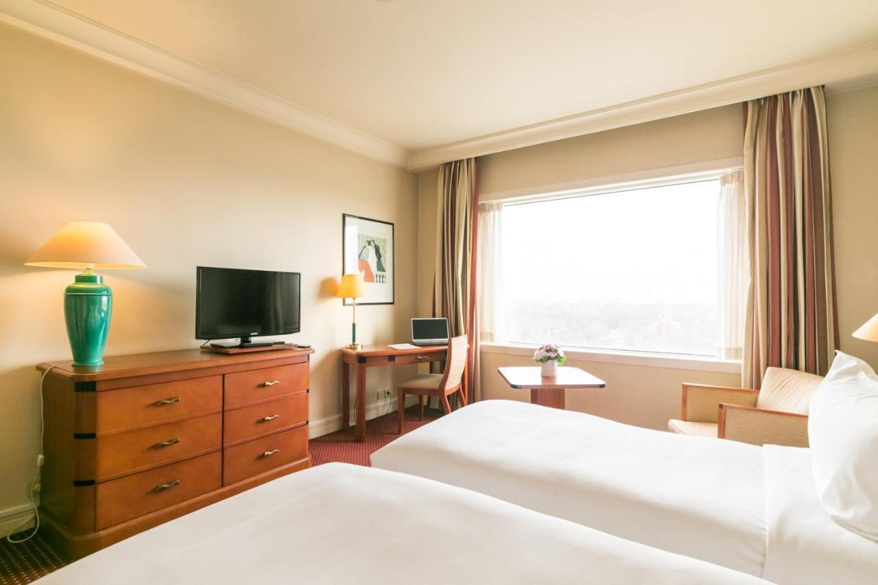 Hotel Pullman World Trade Center 4*