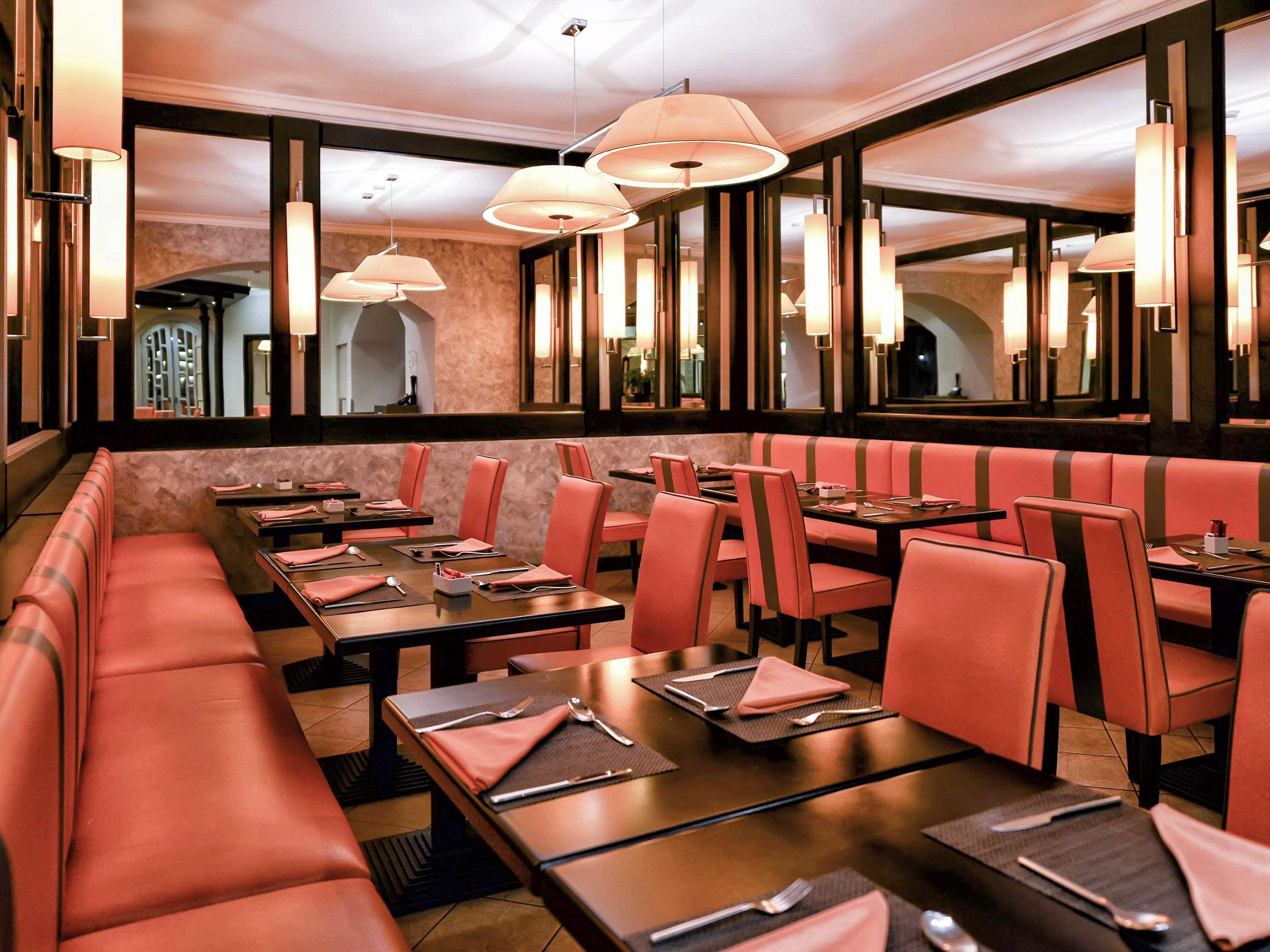 Pullman World Trade Center 4* Bukarest